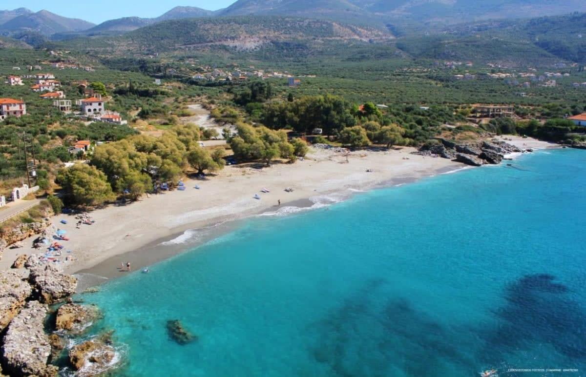 Mani'S Aura Seaside-Spacious Summer Retreat Kotronion  Kültér fotó